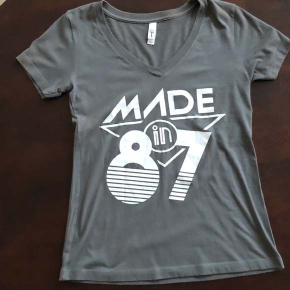 Graphic Tees: Beatles, Freddie Mercury, MADE in 87 - Picture 6 of 6